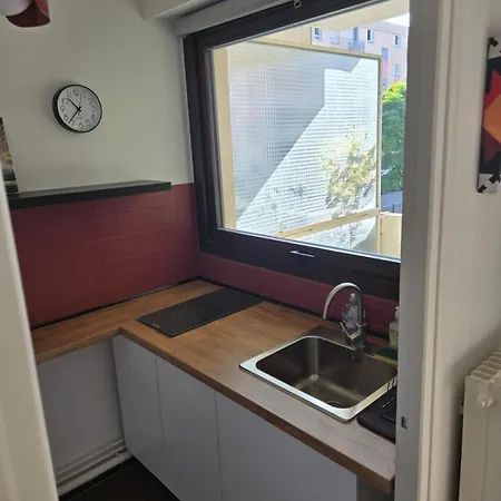 Апартаменты Fully-equipped Large With Terrace *