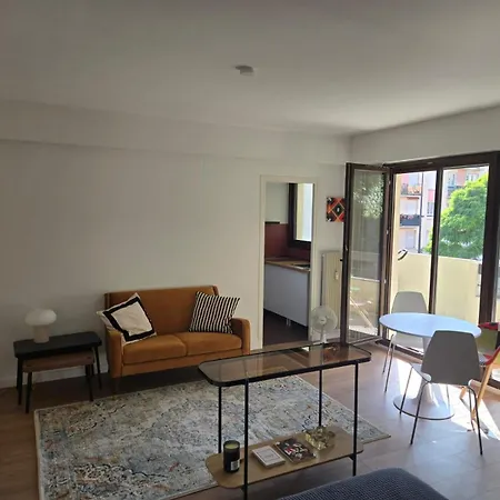 Apartman Fully-equipped Large With Terrace